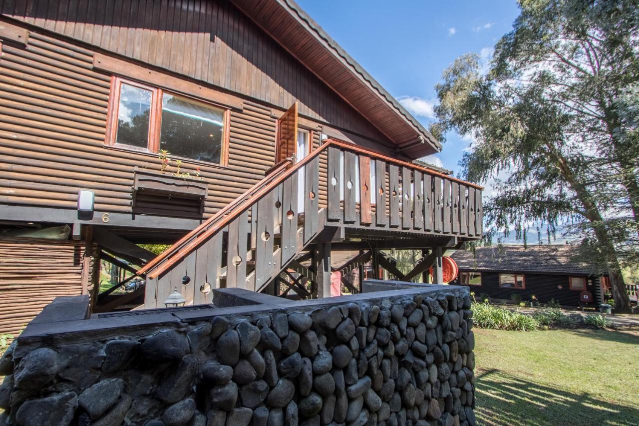 Hotel First Group Bushman’s Nek Garden Castle Exterior foto