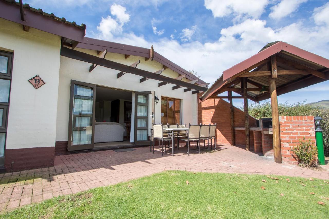Hotel First Group Bushman’s Nek Garden Castle Exterior foto